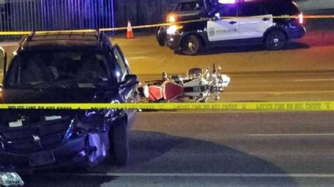 1 injured in northwest Austin motorcycle crash